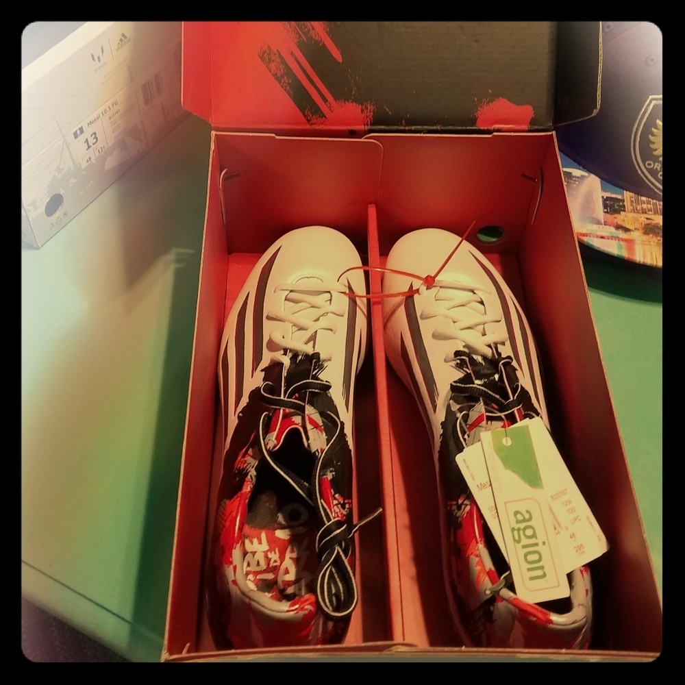 Adidas 10.1 FG